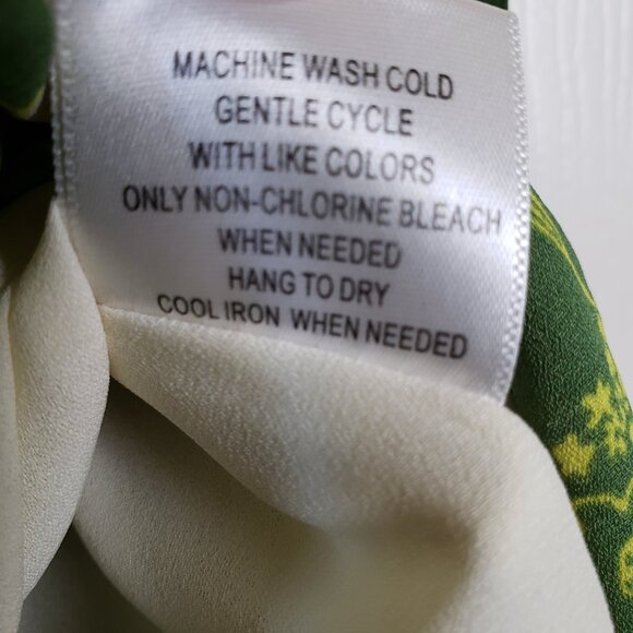 Modcloth Green Floral Retro Pleated Skirt Size S - Picture 9 of 9